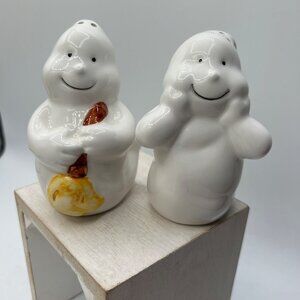 Halloween Ghost Salt & Pepper Shakers Set. Ceramic White Broom Happy Vintage.